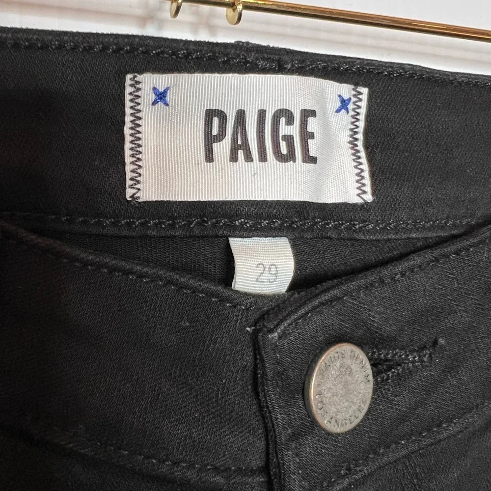 PAIGE Verdugo Ultra‎ Skinny Jeans in Black. Size 29